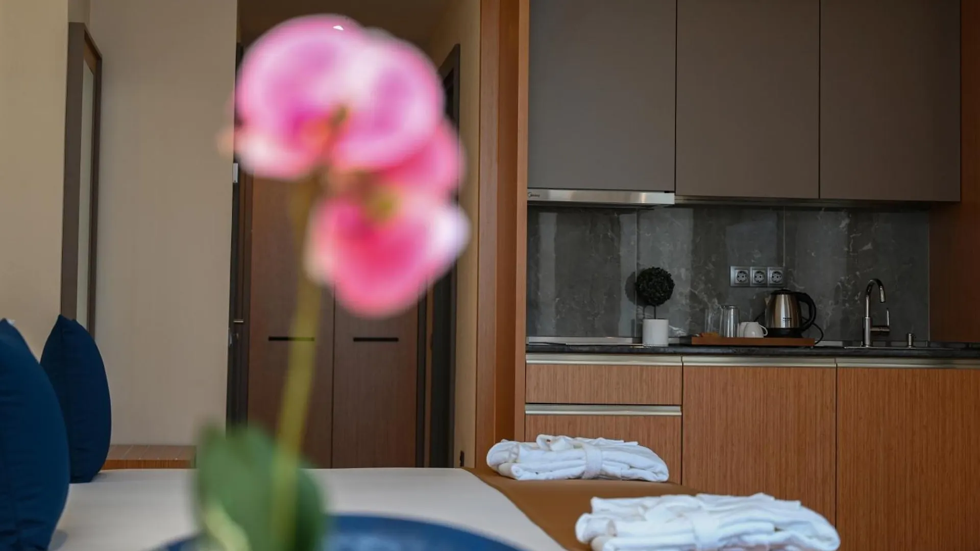 باتومي New Wave Apart-Hotel شقة فندقية